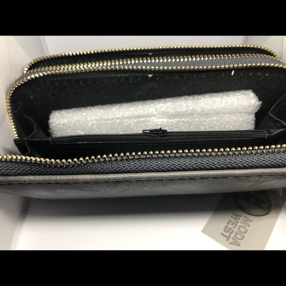 Wallet - Picture 5 of 5